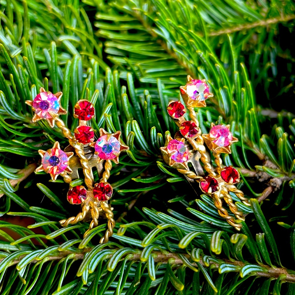VINTAGE CLIP EARRINGS PINK & RED AB RHINESTONES MARKED AUSTRIA